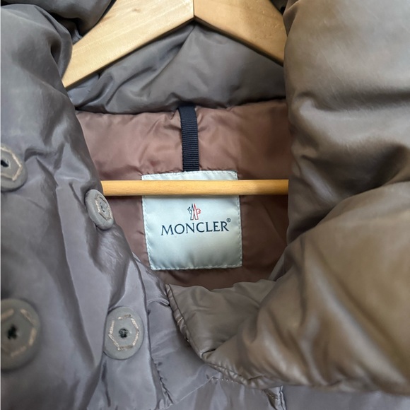 Moncler Kelly Down Puffer Jacket - Picture 5 of 11